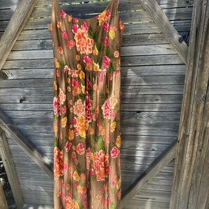 Beautiful fun dress ! 60’s 70’s vibes ! Soft and comfortable.
